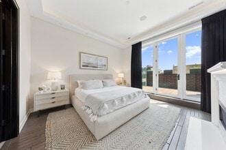 2756 N Magnolia Ave in Chicago, IL - Building Photo - Building Photo