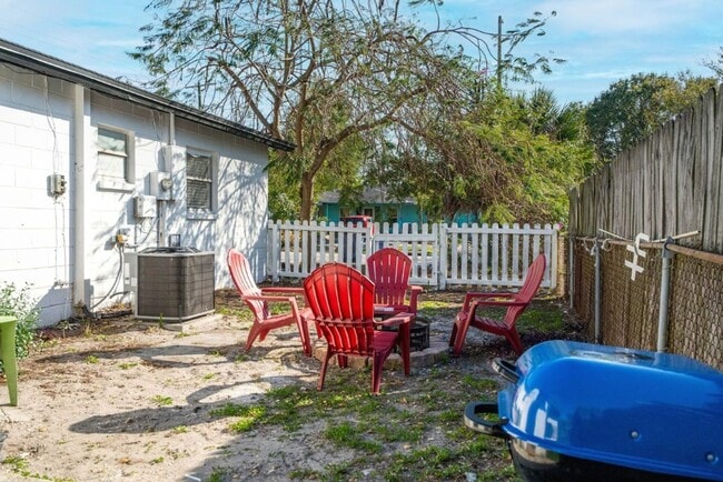 6239 S Manhattan Ave in Tampa, FL - Building Photo - Building Photo