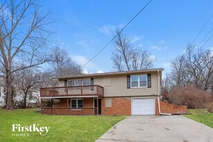 1104 Kearney Rd in Excelsior Springs, MO - Building Photo