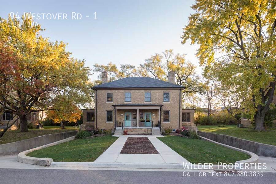 94 Westover Rd in Highwood, IL - Building Photo