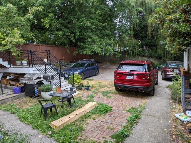 918 SW Holden St in Seattle, WA - Building Photo - Building Photo