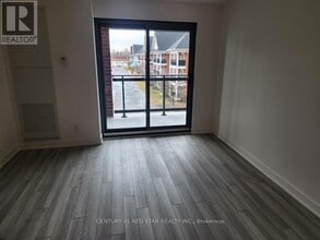 55 Clarington Blvd in Bowmanville, ON - Building Photo - Building Photo