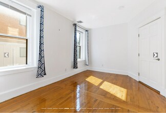 42 Cameron St, Unit 2 in Boston, MA - Building Photo - Building Photo