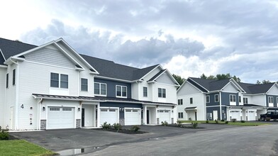 The Residence at Wemple Road in Glenmont, NY - Building Photo - Building Photo