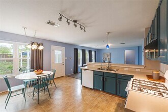 1329 Amberwood Loop in Kyle, TX - Building Photo - Building Photo