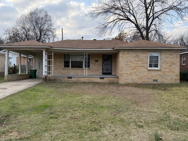 property at 1914 S Van Buren St