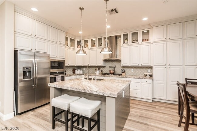 5 Villa Ferrari Ct in Henderson, NV - Building Photo - Building Photo