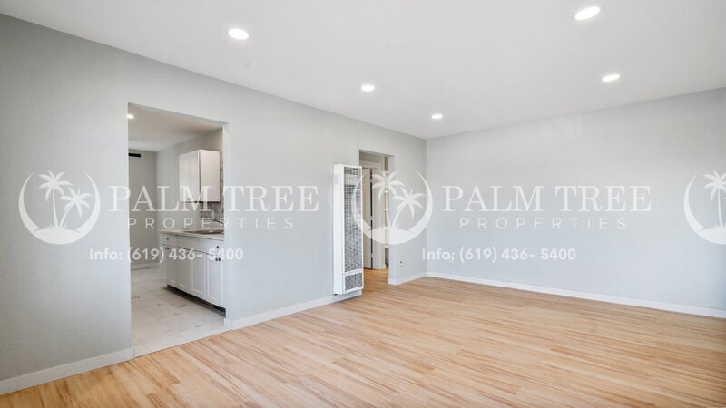 247 San Jacinto Dr in San Diego, CA - Building Photo