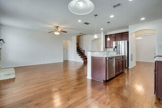 13205 Upland Meadow Ct in Fort Worth, TX - Foto de edificio - Building Photo