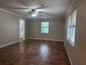 186 Kona Dr in Bastrop, TX - Building Photo - Building Photo