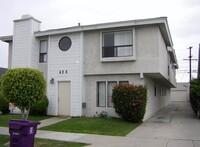 426 Newport Ave. in Long Beach, CA - Foto de edificio - Building Photo