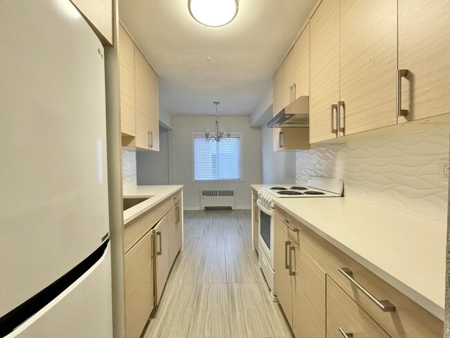property at 8635 French St