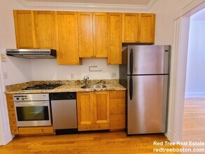 88 W Cedar St, Unit A in Boston, MA - Foto de edificio - Building Photo