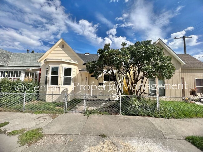 property at 521 Birch St