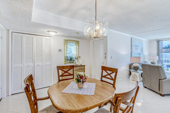 630 Ocean Dr in Juno Beach, FL - Foto de edificio - Building Photo