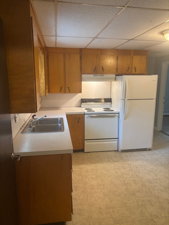 475 Falmouth Rd, Unit 475 Falmouth Rd. #1 in Windham, ME - Building Photo - Building Photo