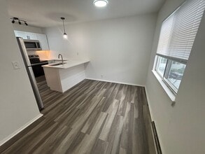 656 Summit St in King of Prussia, PA - Building Photo - Building Photo