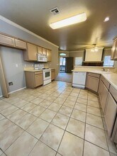 1718 Windhill Ave in Edmond, OK - Building Photo - Building Photo