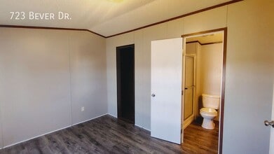 723 W Bever Dr in Towanda, KS - Building Photo - Building Photo