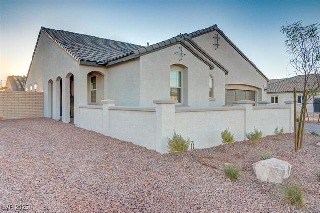 617 Chromatic Chord Ct in Henderson, NV - Building Photo - Building Photo