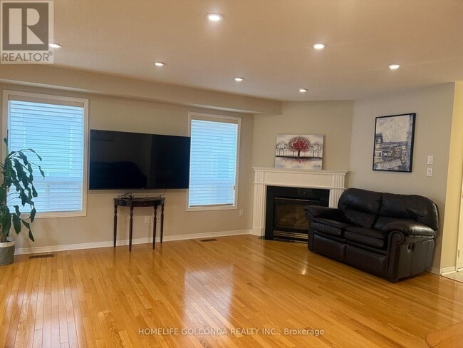property at 74 Rideau Dr