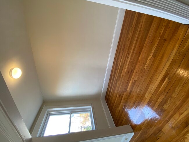 1334 Commonwealth Ave in Boston, MA - Building Photo - Building Photo