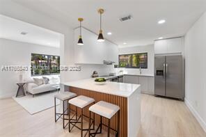 185 NE 106th St in Miami Shores, FL - Foto de edificio