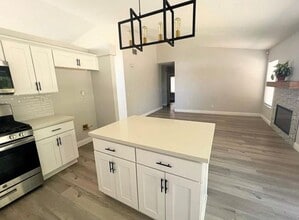 14488 Clemson Ct in Adelanto, CA - Building Photo - Building Photo
