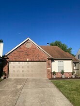10792 Bay Ln in Fishers, IN - Building Photo - Building Photo