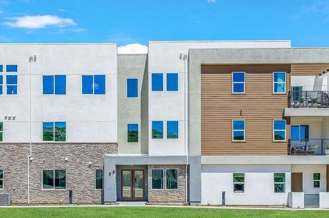 property at 27227 Diamond Peak Ln