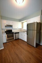 216 SE Wingate St in Lee's Summit, MO - Building Photo - Building Photo