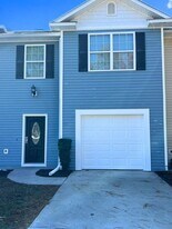 818 Davis Ave in Kingsland, GA - Building Photo