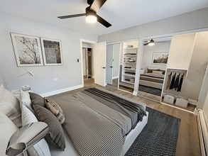 5650 N Sheridan Rd in Chicago, IL - Building Photo - Building Photo