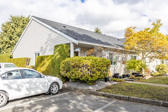 the Cedars in Surrey, BC - Building Photo - Building Photo