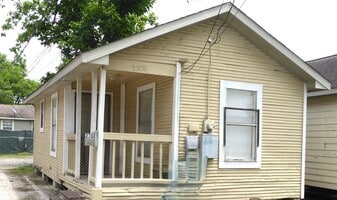 2308 Stevens St in Houston, TX - Building Photo