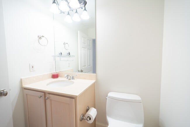 property at 2520 Robinhood St