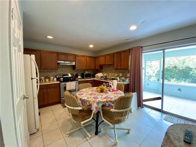3690 NW 80th Ave in Coral Springs, FL - Building Photo - Building Photo