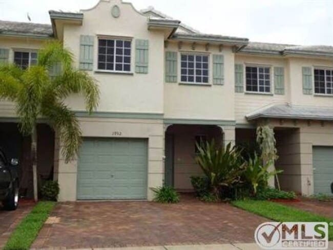property at 1992 Nassau Dr
