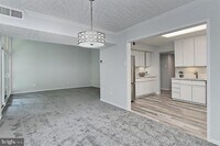 1631 Parkcrest Cir photo'