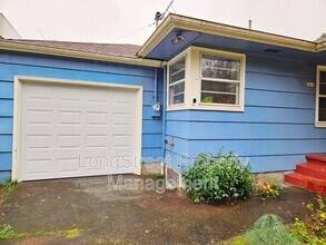 6416 NE 35th Pl in Portland, OR - Building Photo - Building Photo