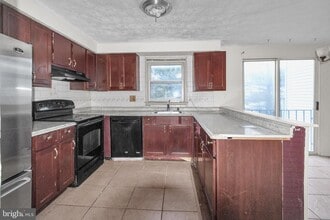 4327 Rockport Ln in Bowie, MD - Building Photo - Building Photo