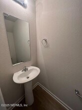 689 Melba St in Jacksonville, FL - Building Photo - Building Photo