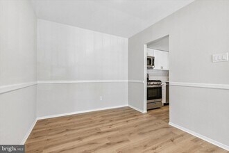 78 Old Forge Crossing in Devon, PA - Building Photo - Building Photo