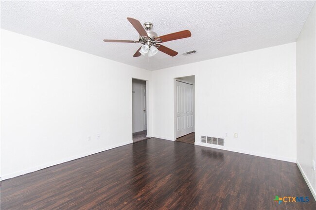 property at 142 Wolfe Rd