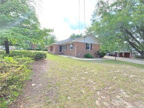 2512 Cumberland Rd in Fayetteville, NC - Building Photo - Building Photo