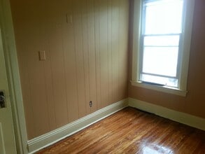 221 Ulster St, Unit 2 in Syracuse, NY - Building Photo - Building Photo