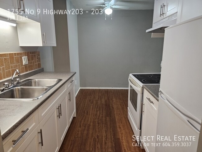 property at 1755 No 9 Highway203