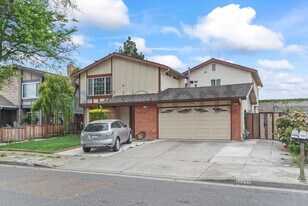 34497 Salinas Pl in Fremont, CA - Building Photo