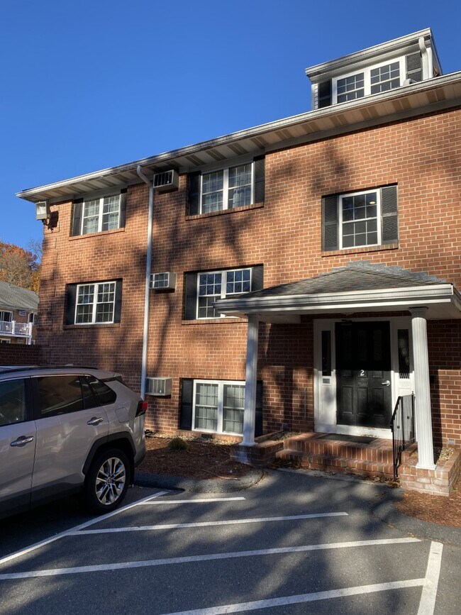 38 Leonard Rd Rentals in Boxborough, MA