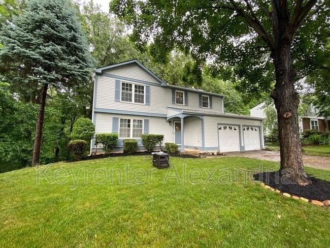 6410 Kings Landing Rd in Alexandria, VA - Building Photo - Building Photo